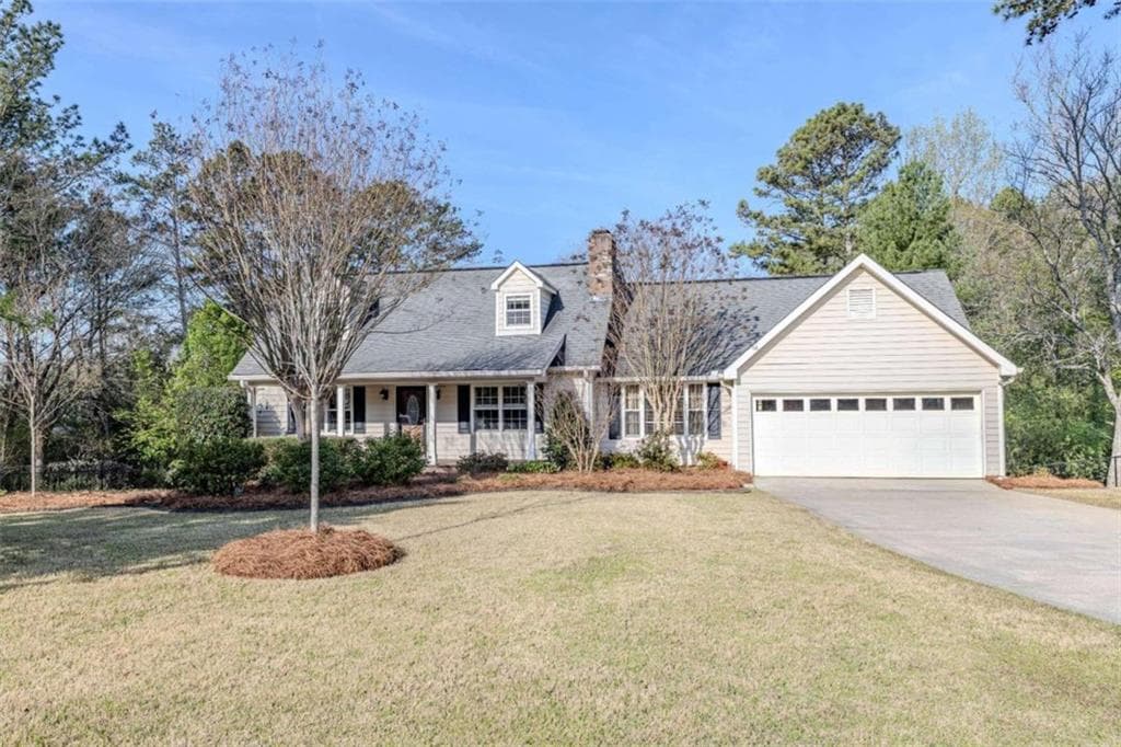 3 bedroom, 2 bathroom single family residence sold at 1 Shadowood Drive, Rome, GA 30161