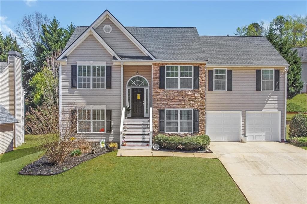 5 bedroom, 3 bathroom single family residence sold at 252 Berkley Drive, Villa Rica, GA 30180