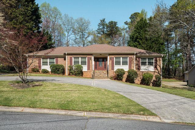 3 bedroom, 3 bathroom, 1,641 sq ft single family residence sold at 2223 JAY Lane, Smyrna, GA 30080
