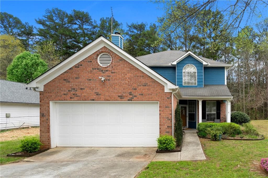 3 bedroom, 3 bathroom single family residence sold at 2296 Raven Circle, Lithonia, GA 30058
