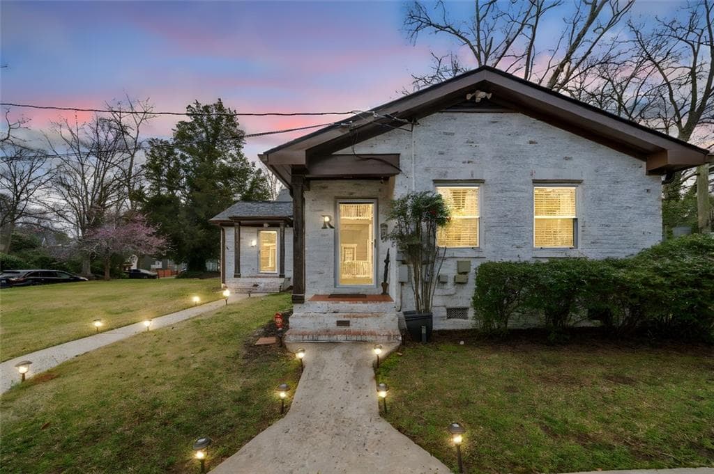 duplex sold at 1780 John Calvin Avenue, College Park, GA 30337