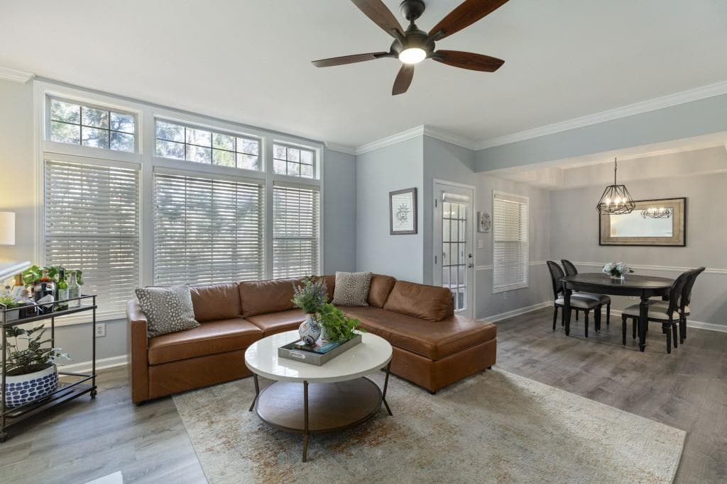 2 bedroom, 2 bathroom condominium sold at 3636 Habersham Road 2103, Atlanta, GA 30305