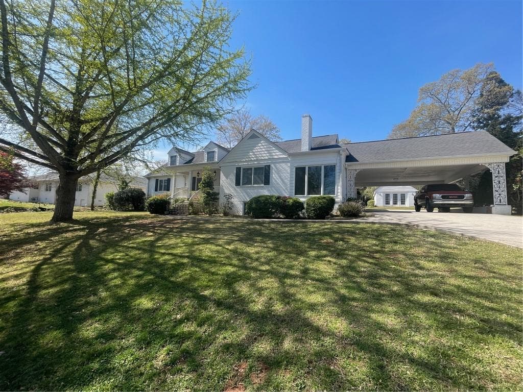 4 bedroom, 5 bathroom single family residence sold at 773 Summerfield Terrace, Gainesville, GA 30501