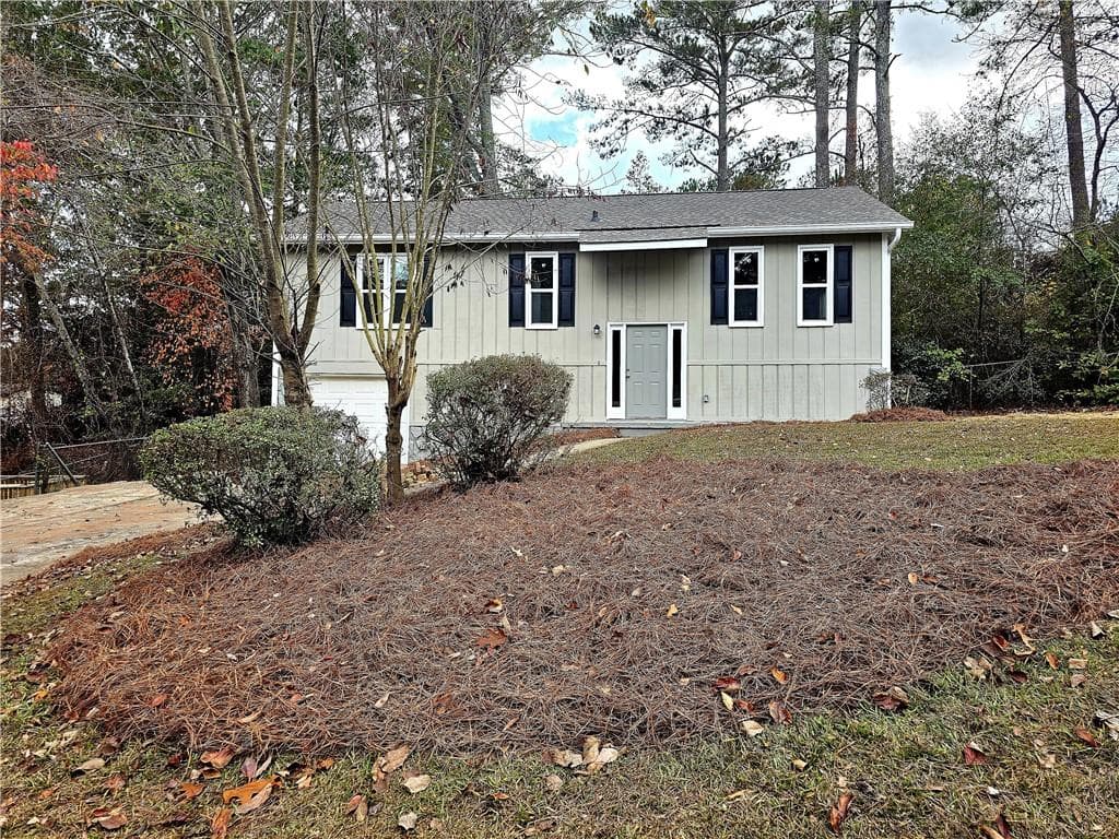 4 bedroom, 1 bathroom single family residence sold at 4232 Chickasaw Trail, Douglasville, GA 30135