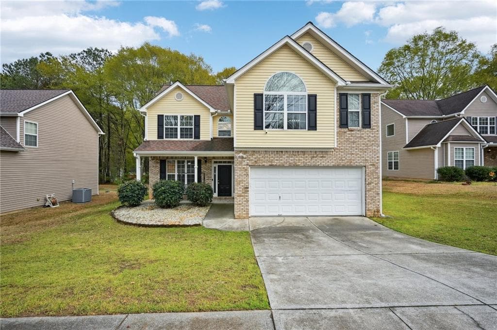 4 bedroom, 3 bathroom single family residence sold at 2422 Temple View Drive, Snellville, GA 30078