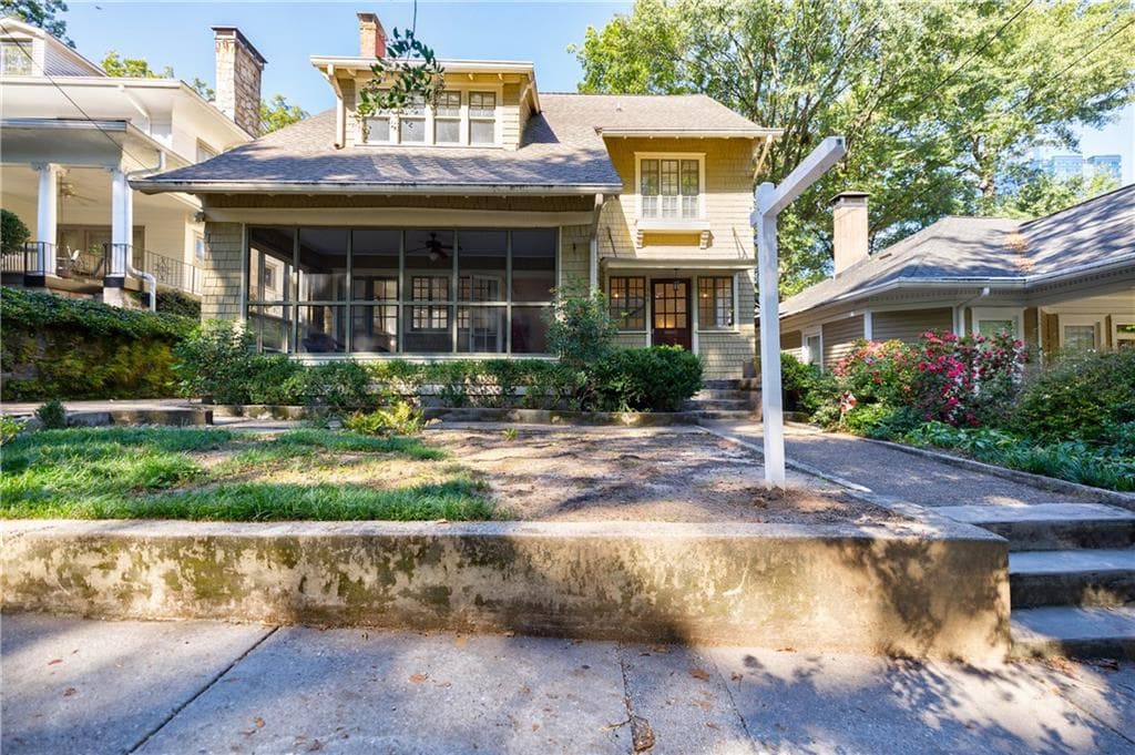 4 bedroom, 4 bathroom single family residence sold at 968 Myrtle Street, Atlanta, GA 30309