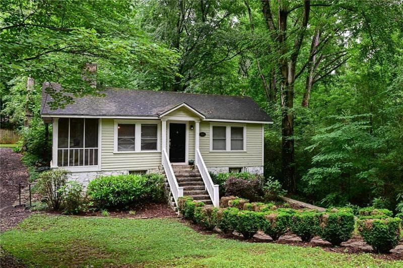 2 bedroom, 1 bathroom single family residence sold at 605 Harold Avenue, Atlanta, GA 30307