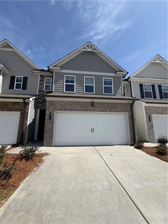 3 bedroom, 3 bathroom townhouse sold at 3840 Billabong Trail 92, Gainesville, GA 30506
