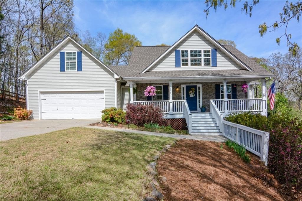 4 bedroom, 3 bathroom single family residence sold at 525 HILLIARD Court, Suwanee, GA 30024
