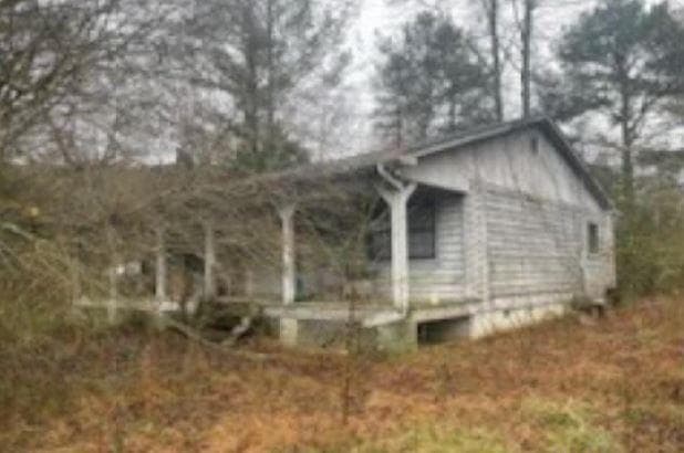 3 bedroom, 2 bathroom single family residence sold at 304 Bonavista Lane, Tunnel Hill, GA 30755