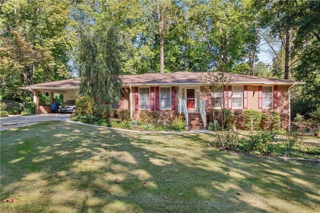 4 bedroom, 4 bathroom single family residence sold at 4535 Forest Green Drive, Sugar Hill, GA 30518