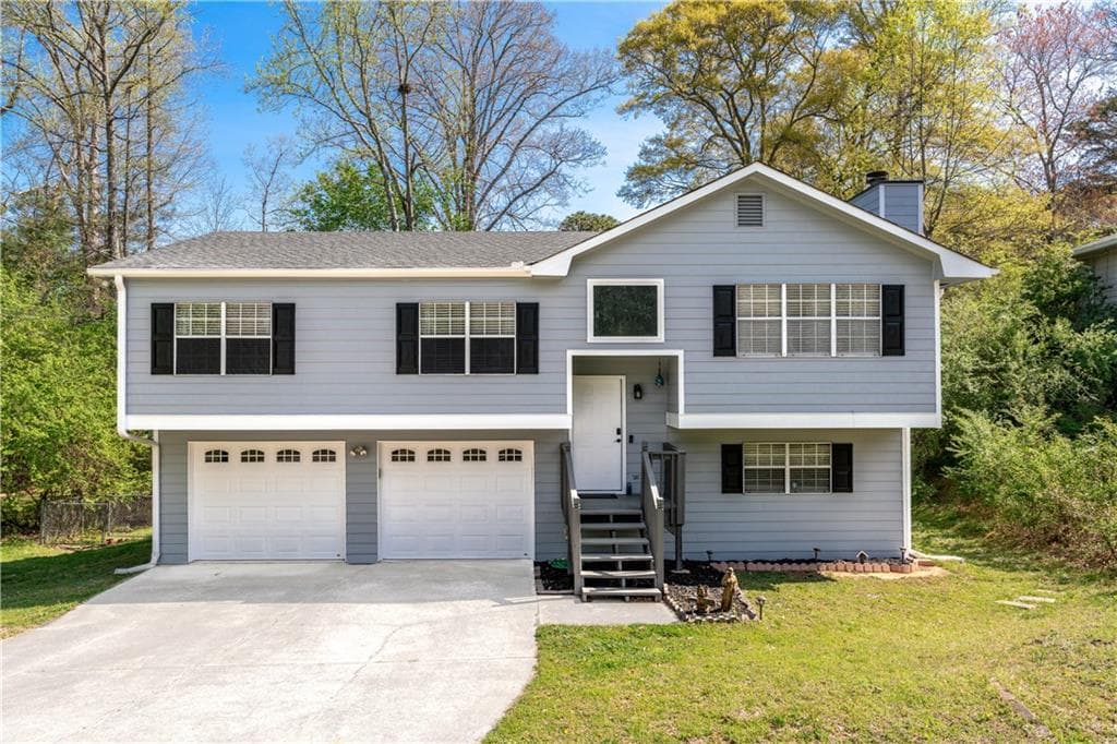 4 bedroom, 2 bathroom single family residence sold at 5635 Cardigan Trace, Sugar Hill, GA 30518