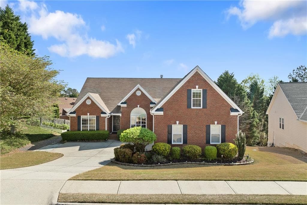 4 bedroom, 2 bathroom single family residence sold at 3503 Dunbar Lane, Suwanee, GA 30024