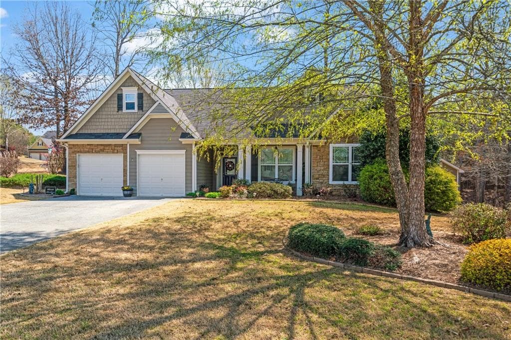 3 bedroom, 2 bathroom single family residence sold at 11 Caspian Court, Dallas, GA 30132