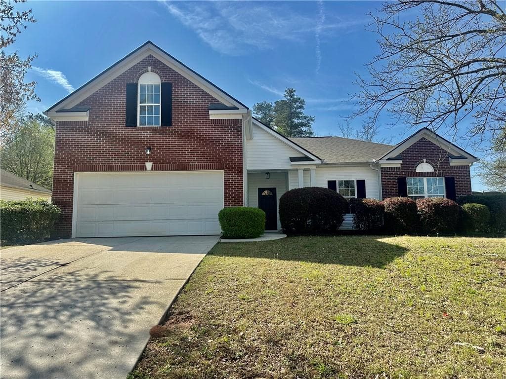 4 bedroom, 2 bathroom single family residence sold at 4192 Medlock River Court, Snellville, GA 30039