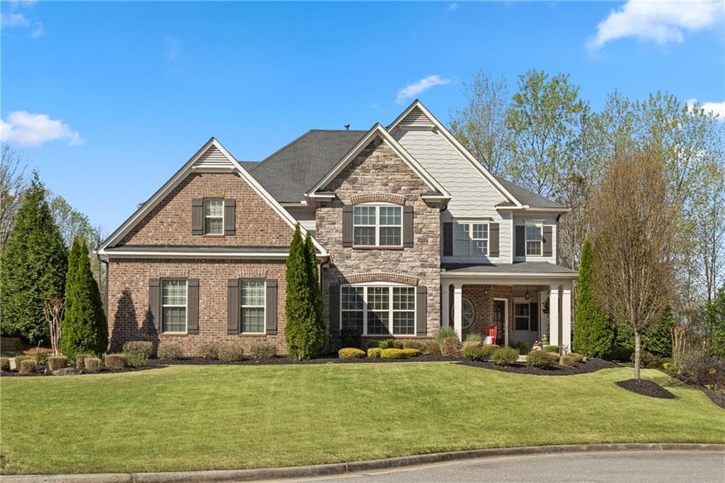 5 bedroom, 3 bathroom single family residence sold at 419 Crestline Way, Woodstock, GA 30188