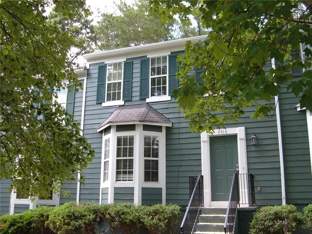 3 bedroom, 3 bathroom townhouse sold at 3516 Ashley Station Drive, Marietta, GA 30008