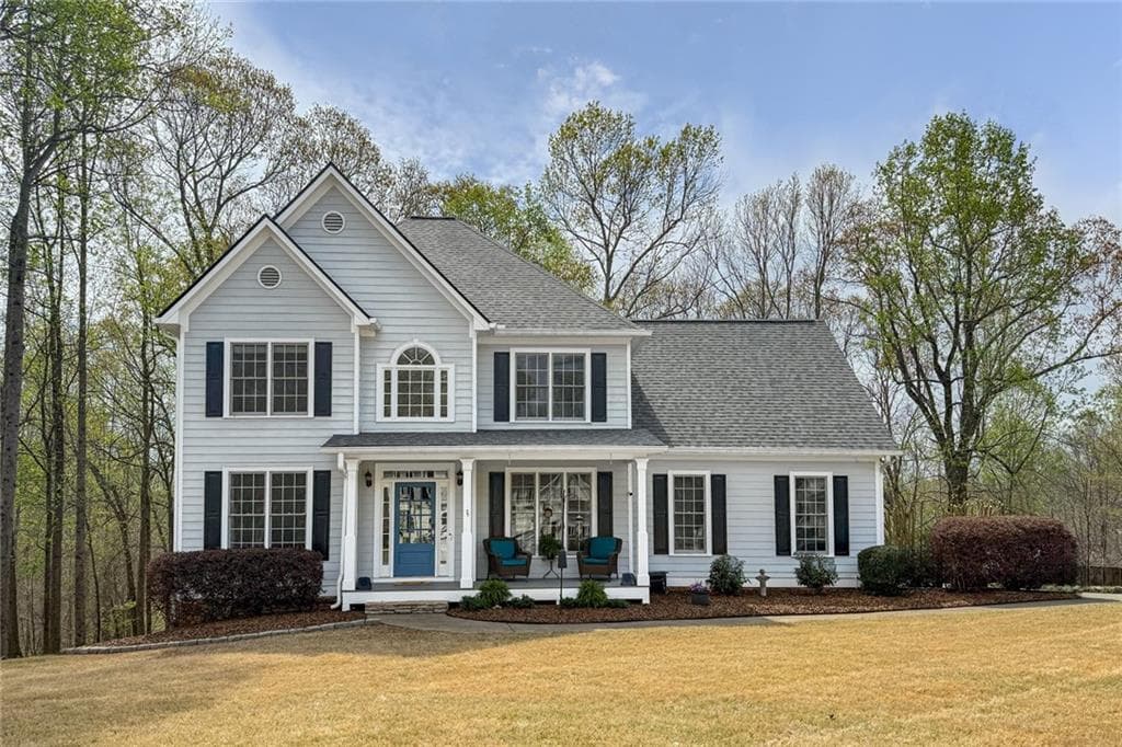 4 bedroom, 4 bathroom single family residence sold at 819 Holly Ridge, Canton, GA 30115