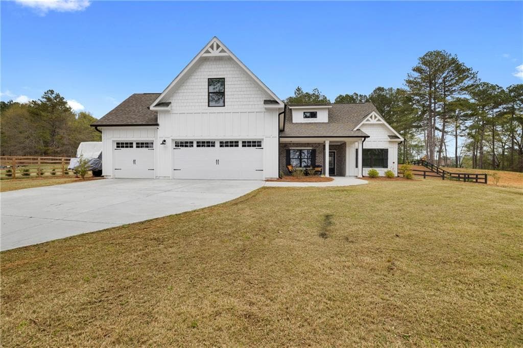 4 bedroom, 3 bathroom single family residence sold at 4025 Bullock Bridge Road, Loganville, GA 30052