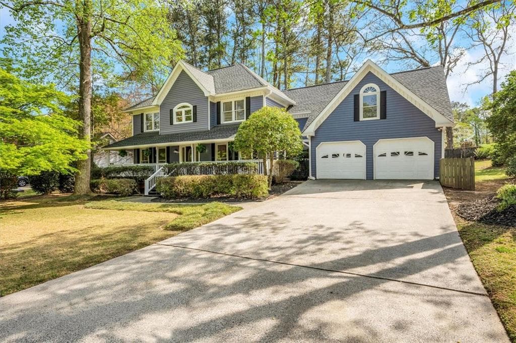 4 bedroom, 3 bathroom single family residence sold at 3320 Woodsfield Drive, Marietta, GA 30062