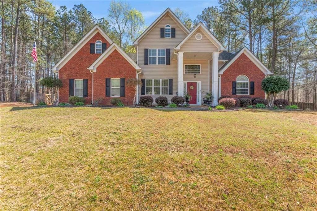 4 bedroom, 3 bathroom single family residence sold at 308 Helena Place, Mcdonough, GA 30252