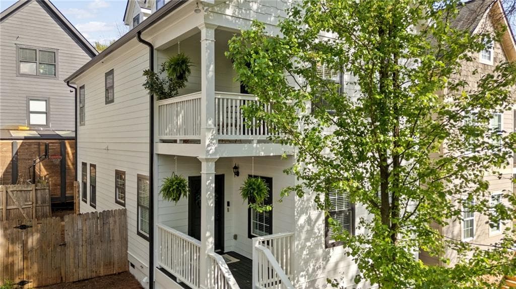 4 bedroom, 4 bathroom single family residence sold at 770 Reed Street, Atlanta, GA 30315