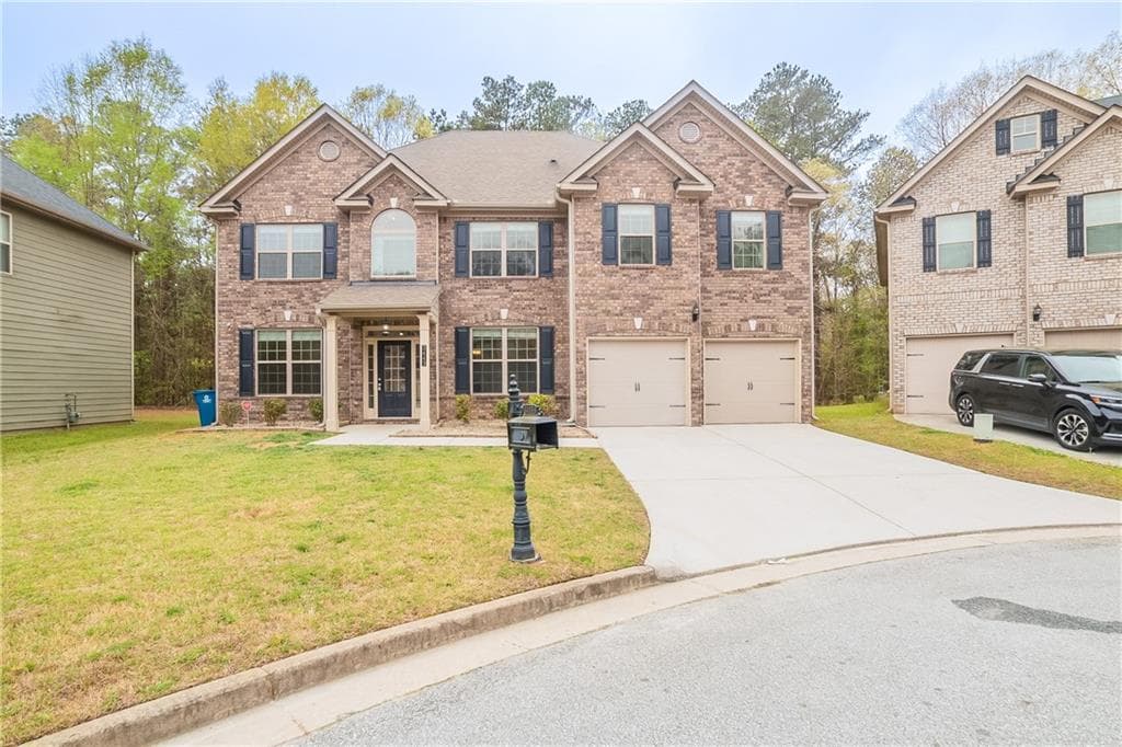6 bedroom, 4 bathroom single family residence sold at 3443 Woodshade Drive, Loganville, GA 30052