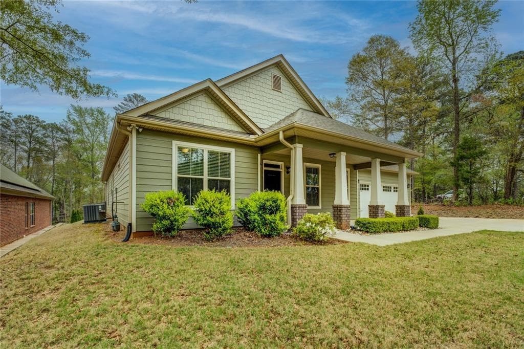 3 bedroom, 2 bathroom single family residence sold at 9117 Dearing Street, Covington, GA 30014