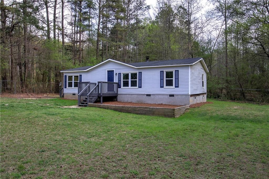 3 bedroom, 2 bathroom single family residence sold at 643 Tumlin Lake Road, Temple, GA 30179
