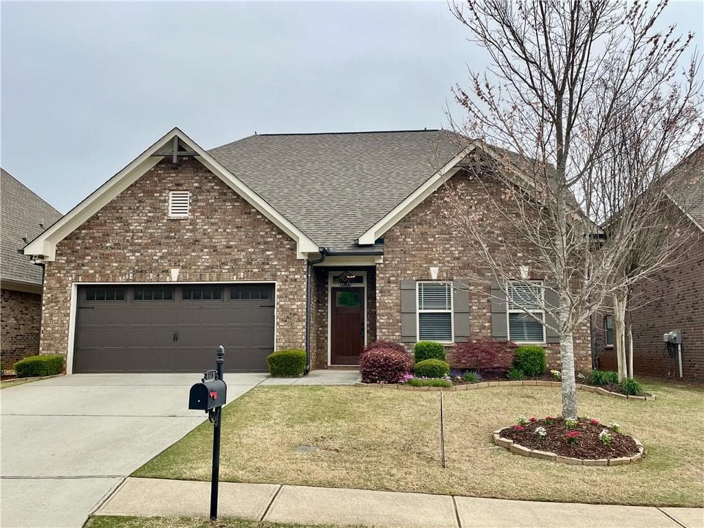 3 bedroom, 3 bathroom, 2,342 sq ft single family residence sold at 725 Valley Glen Drive, Dacula, GA 30019