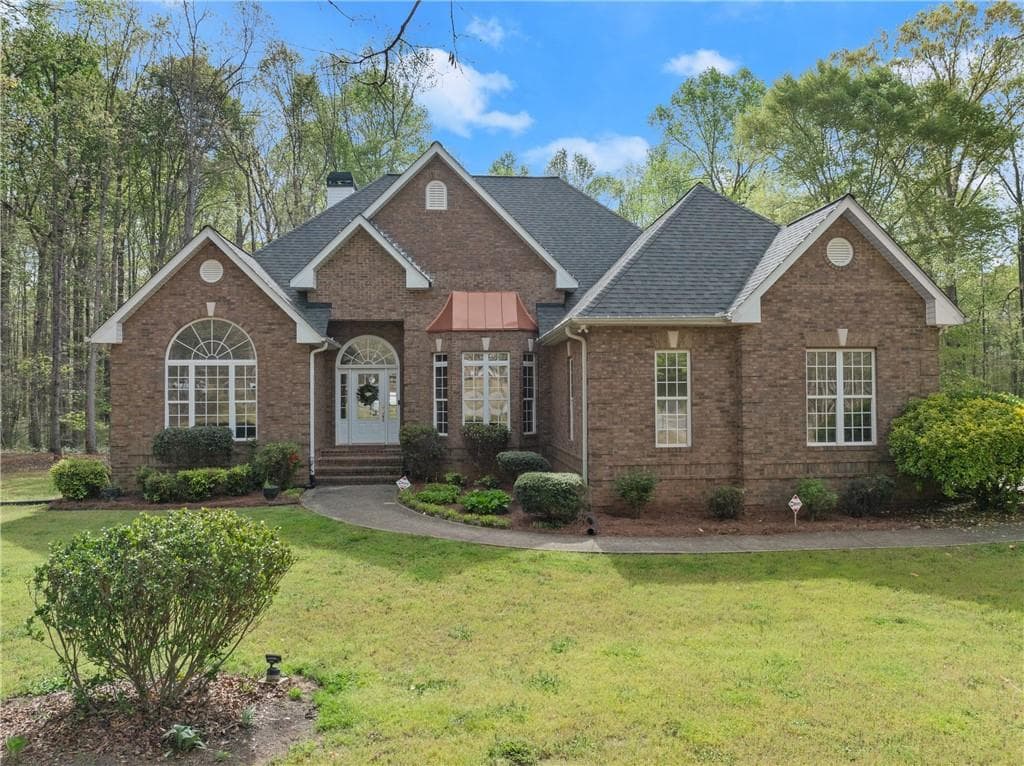 5 bedroom, 4 bathroom single family residence sold at 535 Stone Creek Drive, Hull, GA 30646