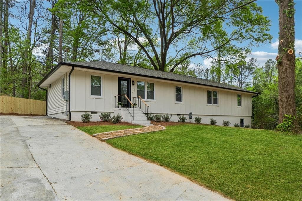 4 bedroom, 2 bathroom single family residence sold at 1232 Andrews Drive, Marietta, GA 30062