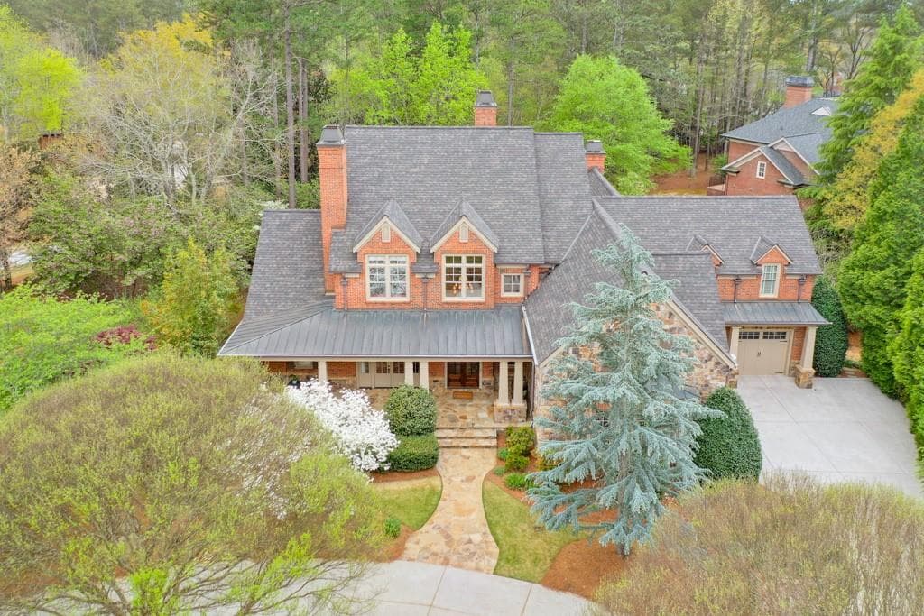 5 bedroom, 7 bathroom single family residence sold at 800 FLATHEAD Pass, Suwanee, GA 30024