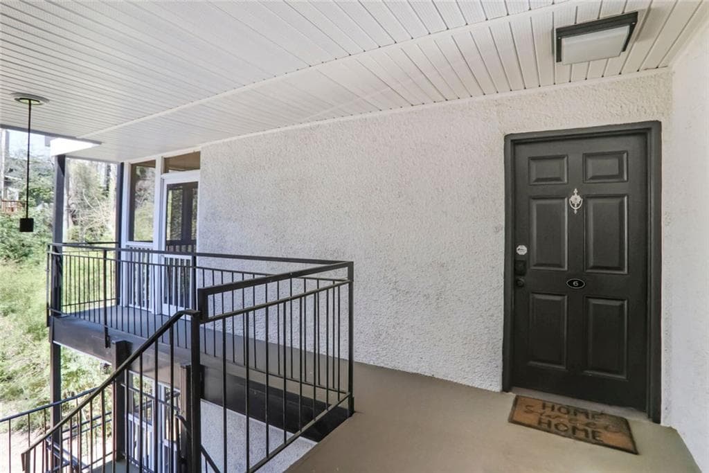 2 bedroom, 2 bathroom condominium sold at 1445 Monroe Drive C6, Atlanta, GA 30324