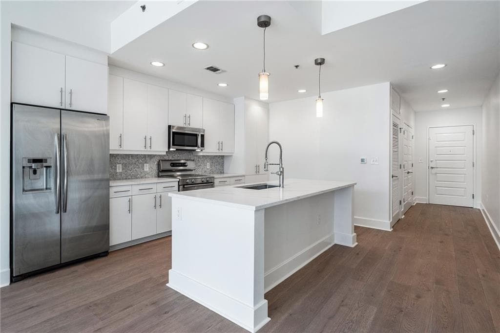 1080 Peachtree Street 1504, Atlanta, GA 30309 — most recent listing photo