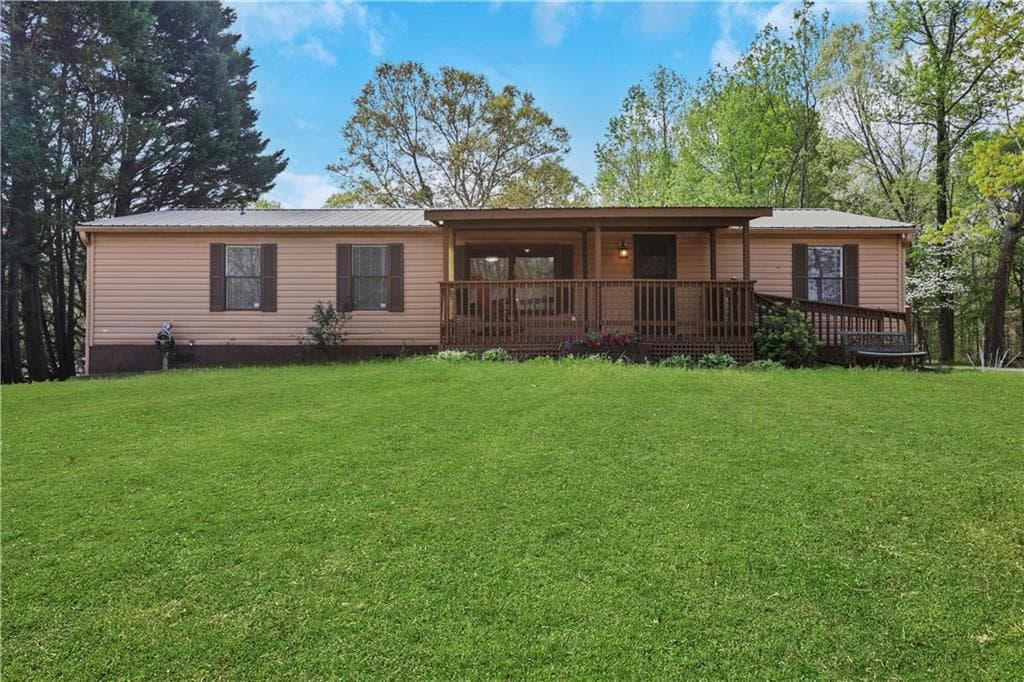 4 bedroom, 2 bathroom single family residence sold at 3000 Burton Circle, Gainesville, GA 30507