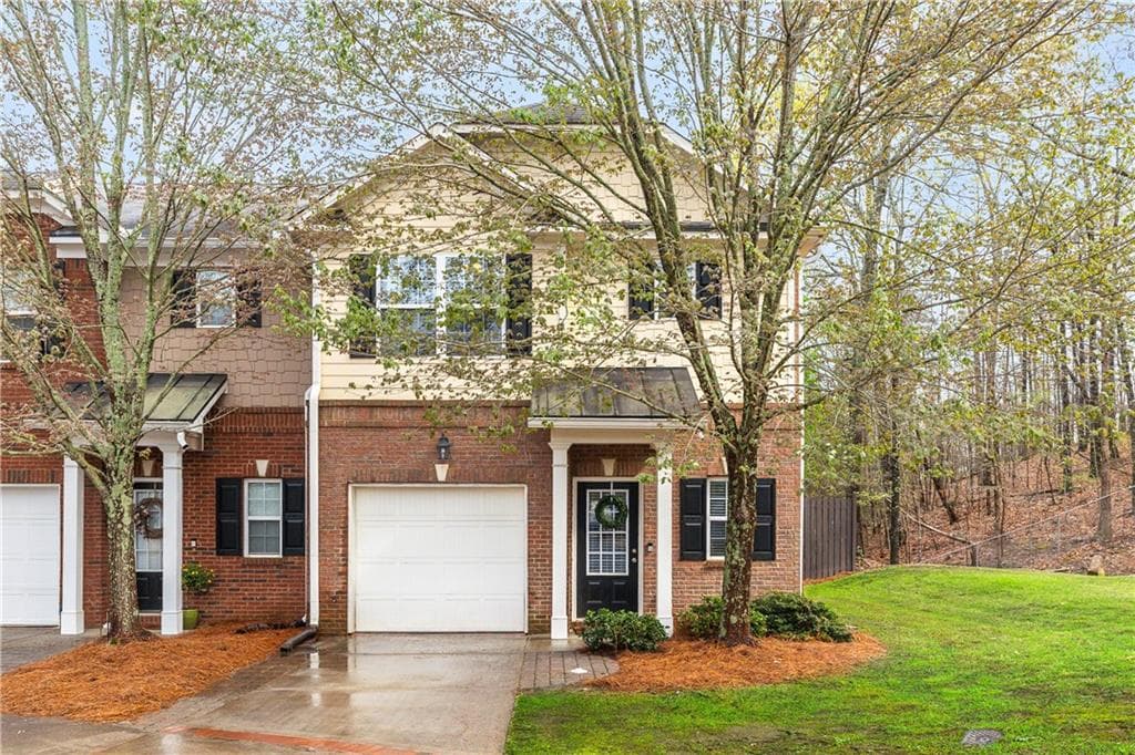 3 bedroom, 3 bathroom, 1,654 sq ft townhouse sold at 3065 Windcrest Court, Alpharetta, GA 30022