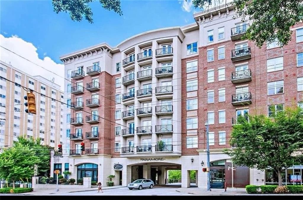 2 bedroom, 2 bathroom, 1,157 sq ft condominium sold at 2277 PEACHTREE Road 507, Atlanta, GA 30309