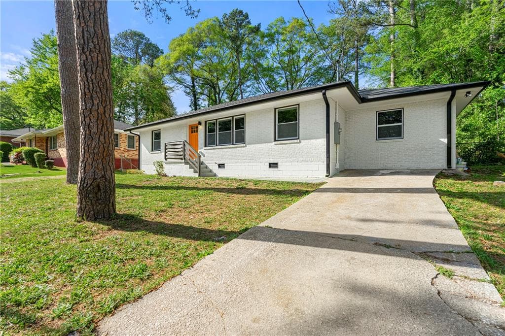 3 bedroom, 2 bathroom, 1,285 sq ft single family residence sold at 2146 Trailwood Road, Decatur, GA 30032