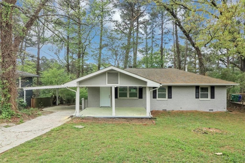 3 bedroom, 2 bathroom, 1,240 sq ft single family residence sold at 3711 DAISY Drive, Decatur, GA 30032