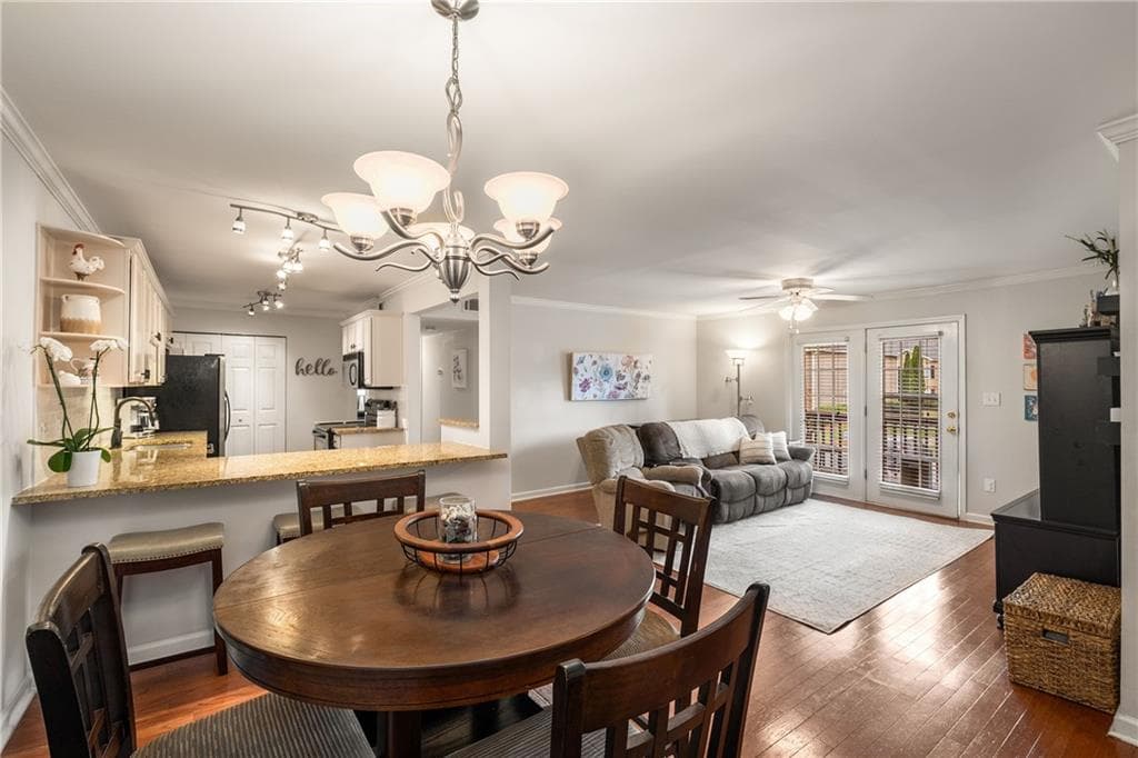 2 bedroom, 2 bathroom condominium sold at 408 Brighton Point, Atlanta, GA 30328