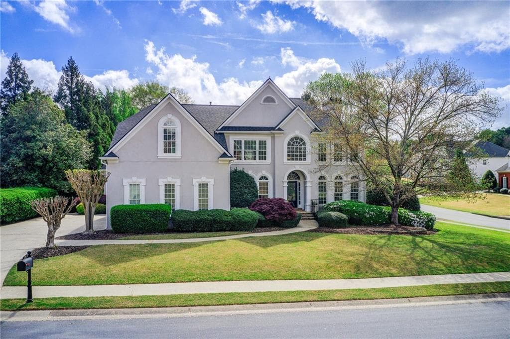 5 bedroom, 5 bathroom single family residence sold at 1900 Denton Walk Court, Marietta, GA 30062
