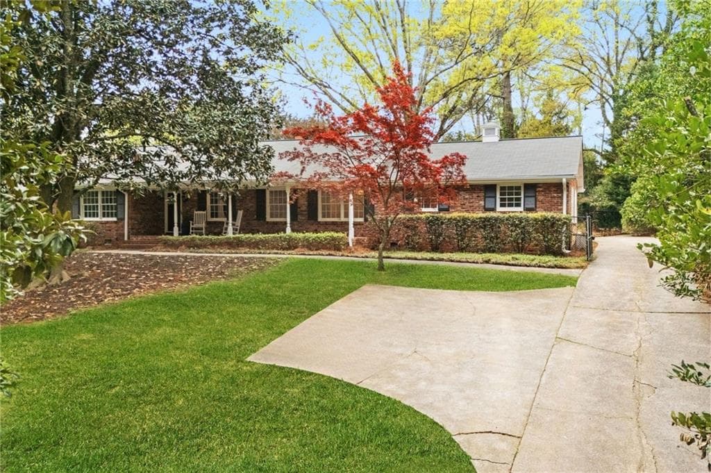 3 bedroom, 3 bathroom single family residence sold at 5630 Lake Forrest Drive, Sandy Springs, GA 30342