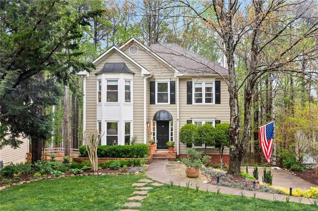 3 bedroom, 3 bathroom single family residence sold at 1209 Fern Hollow Drive, Woodstock, GA 30189