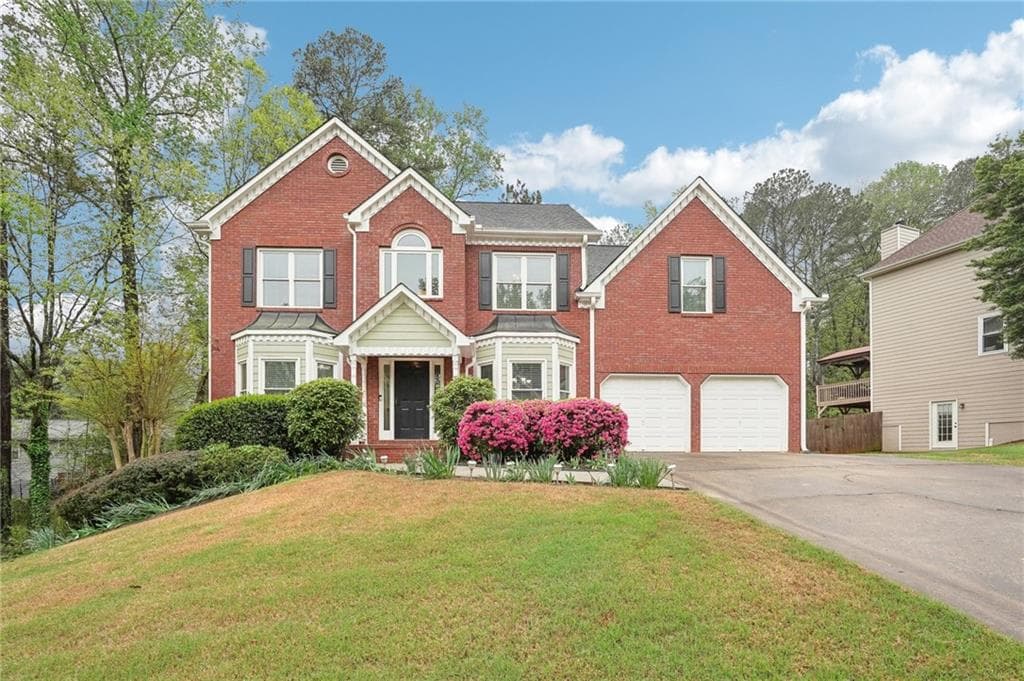 5 bedroom, 3 bathroom single family residence sold at 2118 Township Drive, Woodstock, GA 30189