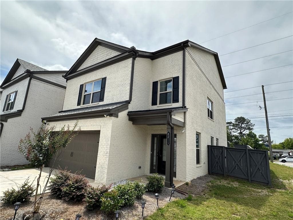 4 bedroom, 4 bathroom single family residence sold at 4215 Almanor Circle, Norcross, GA 30071