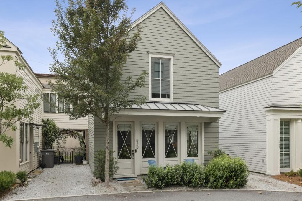 2 bedroom, 2 bathroom townhouse sold at 530 Bismark Road, Atlanta, GA 30324