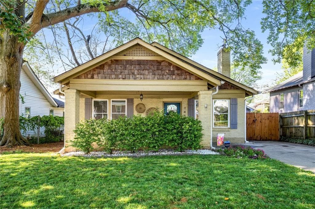 3 bedroom, 3 bathroom single family residence sold at 1450 Oglethorpe Avenue, Atlanta, GA 30310