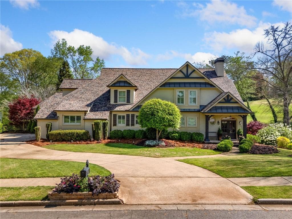 6 bedroom, 6 bathroom single family residence sold at 3018 Bradshaw Club Drive, Woodstock, GA 30188