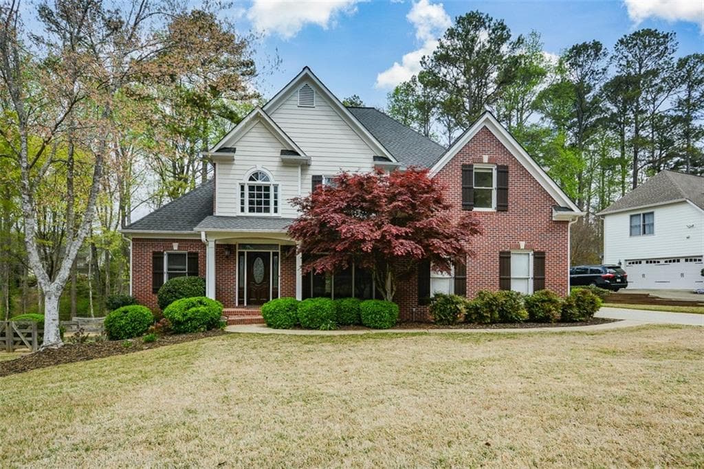 6 bedroom, 4 bathroom, 4,009 sq ft single family residence sold at 204 Maple Creek Chase, Woodstock, GA 30188